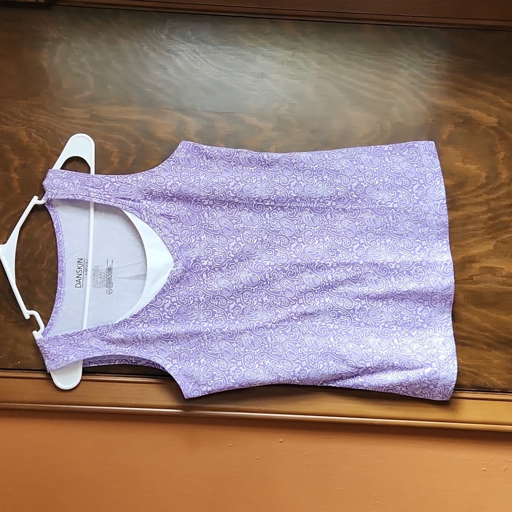 Danskin Now Purple Paisley Tank Top